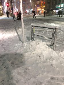 雪　ｸﾘﾆｯｸ前